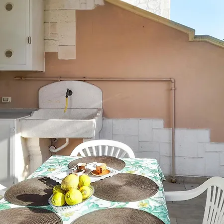 2 Bedroom In Hébergement de vacances